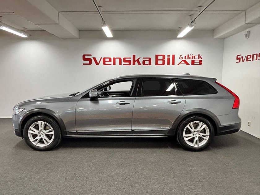 Bild 2 av Volvo V90 Cross Country D4 AWD Geartronic Inscription Pro Skinn Drag 2,99%