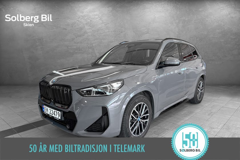 Bilde 1 av BMW iX1 xDrive30 FULLY/ HARMAN&KARDON/ 360.K/ HUD/ HENGER.F