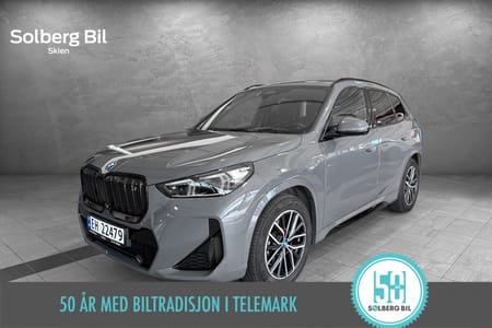 BMW iX1 xDrive30 FULLY/ HARMAN&KARDON/ 360.K/ HUD/ HENGER.F