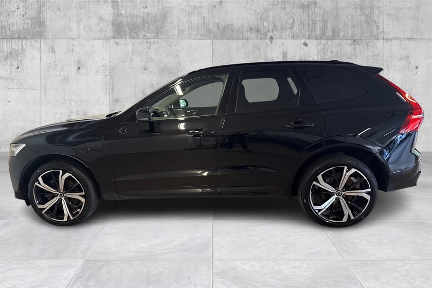 Bilde 2 av Volvo XC60 T8 Ultima Dark/B&W/Luftfj./HeadUp/21"/Pano/Long Range