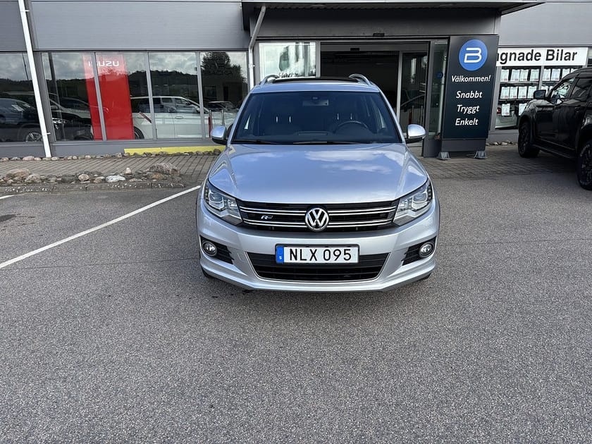 Bild 2 av Volkswagen Tiguan 2.0 TDI  4Motion R- Line skinn drag panorama värmare