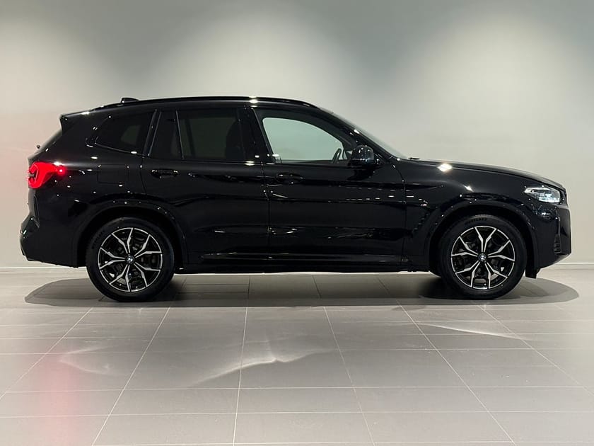 Bild 3 av BMW X3 xDrive20d M Sport Drag Värmare Adpt Farth H/K 19"