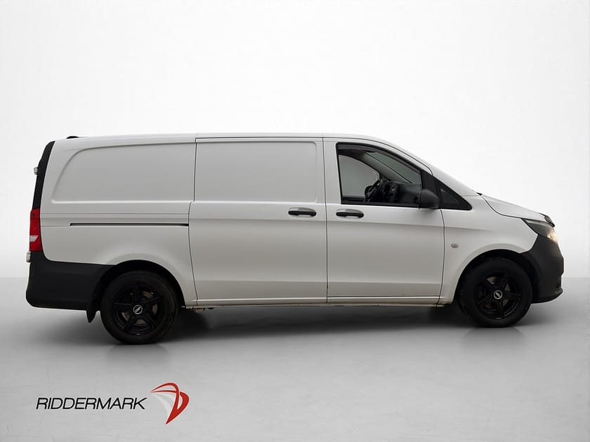 Bild 1 av Mercedes-Benz Vito 116 CDI 2.8t L2 116CDI Värmare Drag Skinn Farthållare