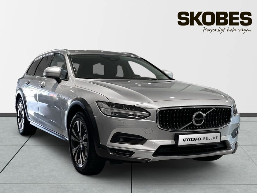 Bild 1 av Volvo V90 Cross Country B4 AWD Diesel Adv SE