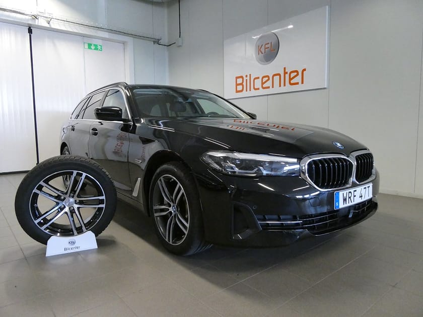 Bild 1 av BMW 530e xDrive Touring Aut-Drag-Kamera-Skinn-Navi-Värmare-SoV