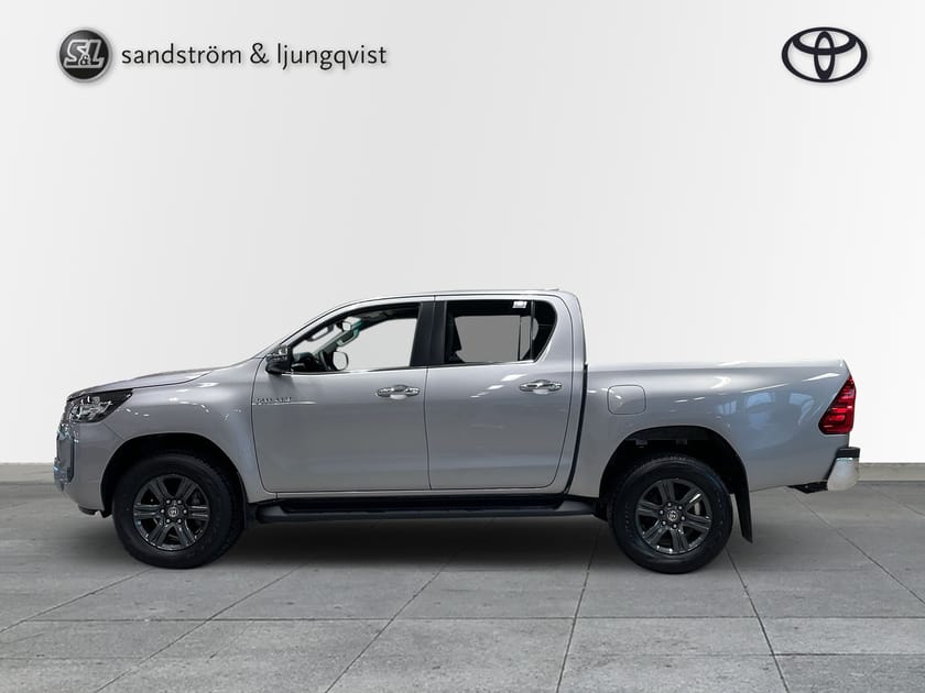 Bild 4 av Toyota Hilux Dubbelhytt D-CAB 2,4 TURBO D-4D, ADBLUE 4WD AUTOMAT HERO