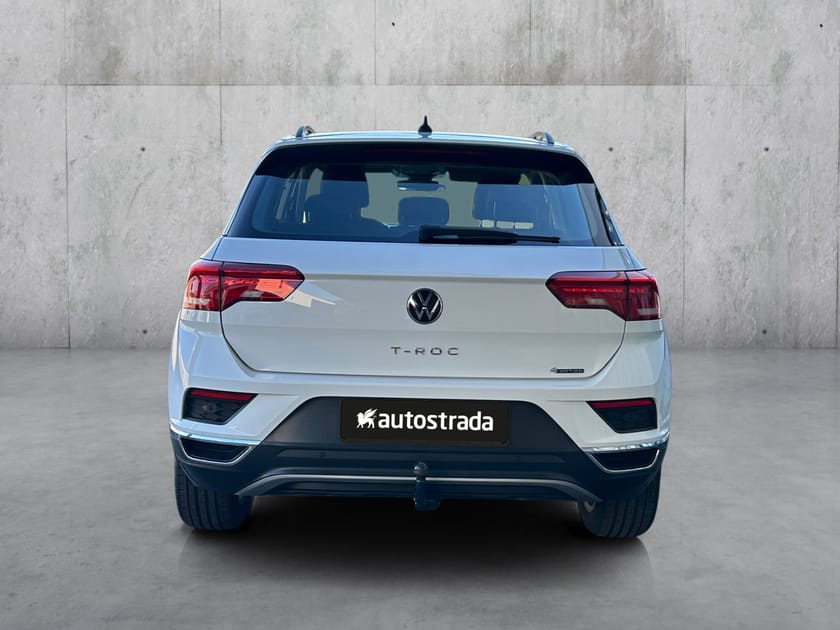 Bilde 4 av Volkswagen T-Roc 150hk DSG 4x4 Design ACC Webasto R.kam Krok,EU 4\27