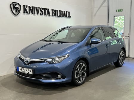 Toyota Auris Hybrid e-CVT Active Plus Navi Nyservad 136hk