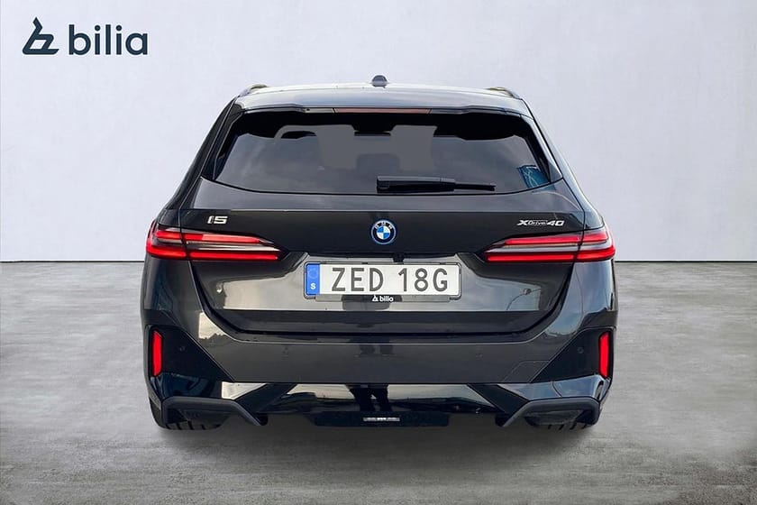 Bild 4 av BMW i5 xDrive40 Touring xDrive 40 M-sport Pro | DEMO | B&W | Drag | 360