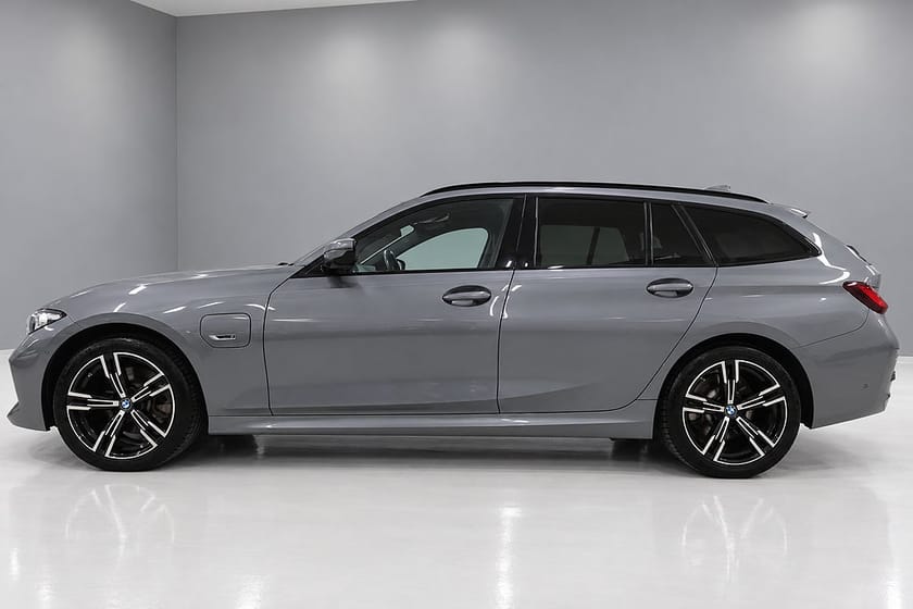Bild 3 av BMW 330e xDrive Touring