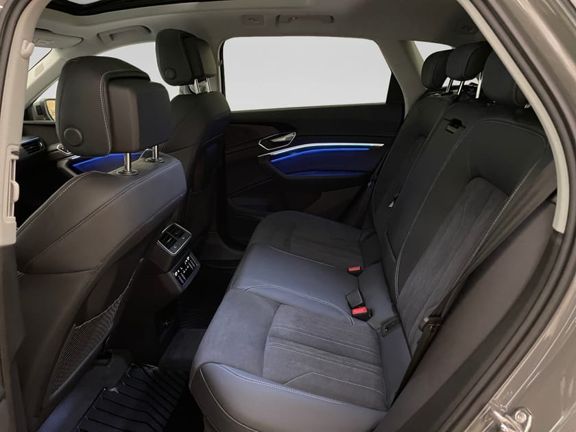 Bild 5 av Audi Q8 55 e-tron quattro / 1 Ägare / Bang / Panorama /