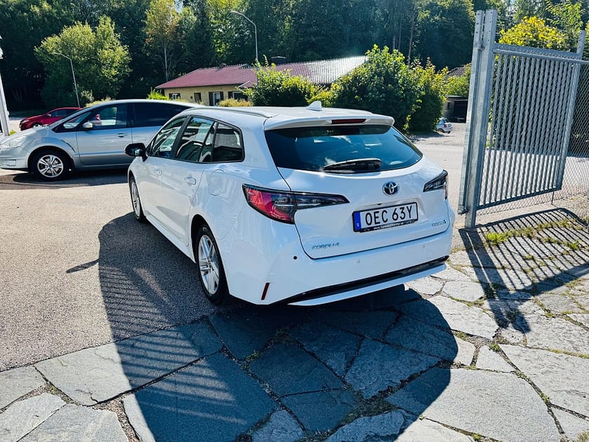 Bild 4 av Toyota Corolla Touring Sports Hybrid 122HK ACTIVE / VÄRMARE / 5400Mil