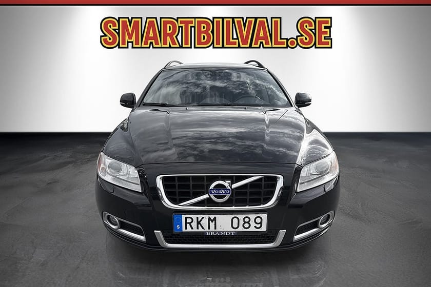 Bild 2 av Volvo V70 D4 Momentum Aut Drag Skinn Värmare