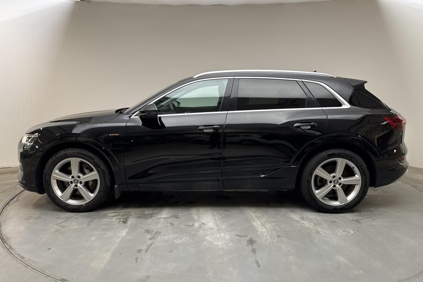 Bild 2 av Audi e-tron 50 quattro 71kWh (288hk) Proline GPS Läder