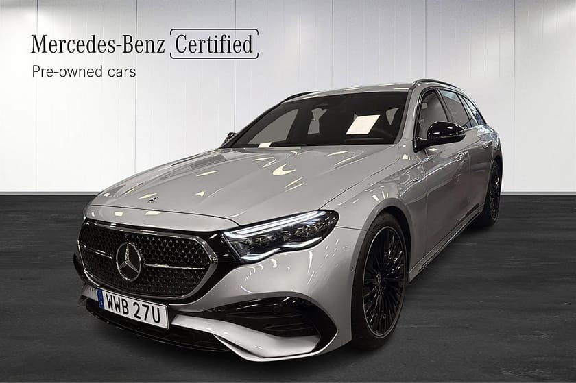 Bild 1 av Mercedes-Benz E 300 de 4MATIC T AMG Drag Superscreen 360 Digital Lightn