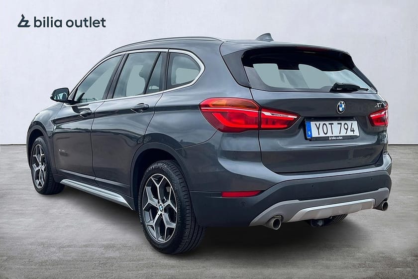 Bild 4 av BMW X1 xDrive20d xLine 190hk / Dragkrok Sensorer Rattvärme