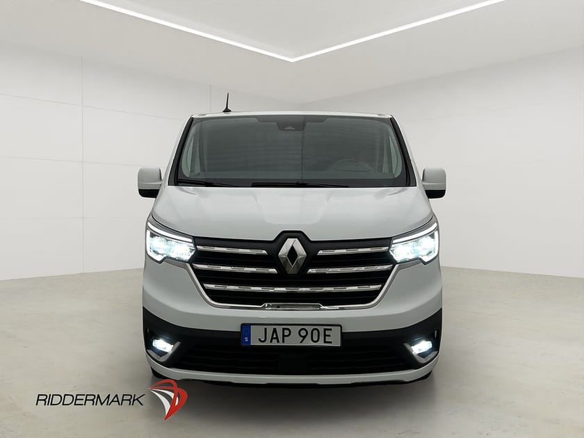 Bild 5 av Renault Trafic Skåpbil L2 Värmare LED Dragkrok CARPLAY B-Kamera Moms