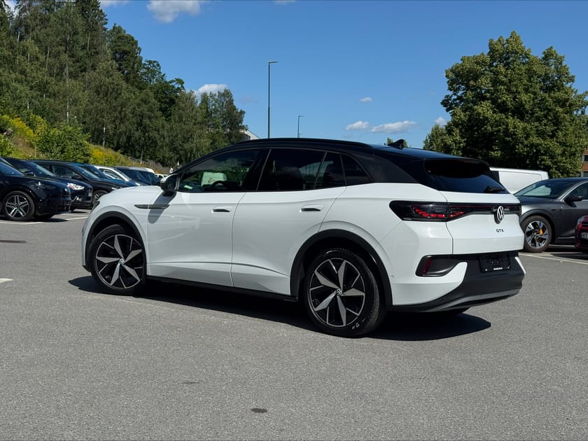 Bilde 2 av Volkswagen ID.4 GTX 4MOTION  Hengerfeste | Varmepumpe | ACC | Ambiente