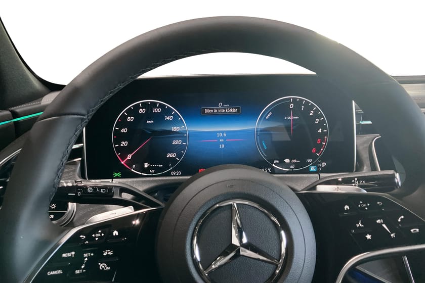 Bild 4 av Mercedes-Benz E 300 de 4MATIC All-Terrain 300de Burmester Drag Premium