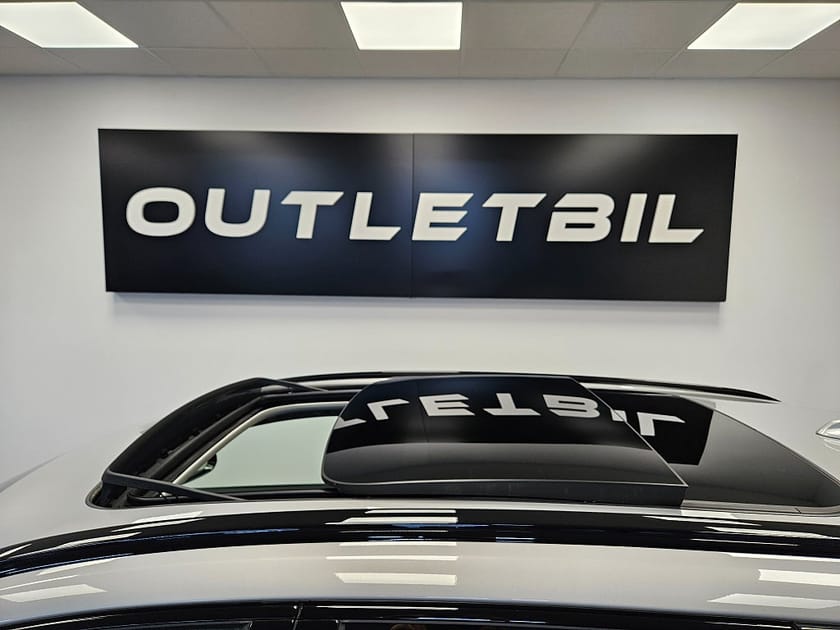 Bild 3 av Volvo XC60 Recharge T6 350hk AWD Plus Dark Panorama Läder Drag
