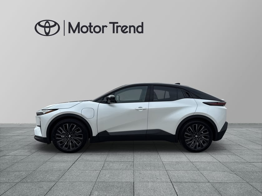 Bild 4 av Toyota C-HR+ EXECUTIVE AWD PANORAMA JBL