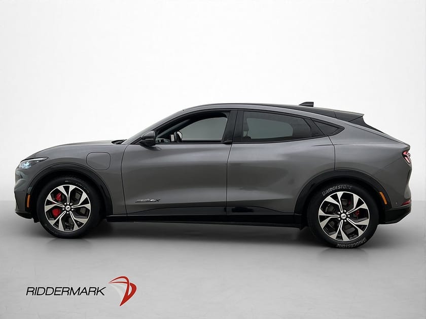 Bild 5 av Ford Mustang Mach-E Long Range AWD 351hk Panorama B&O Drag