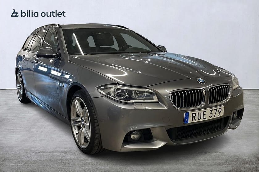 Bild 4 av BMW 520d xDrive Touring M-Sport / Panorama / Head-Up / B-Kamera