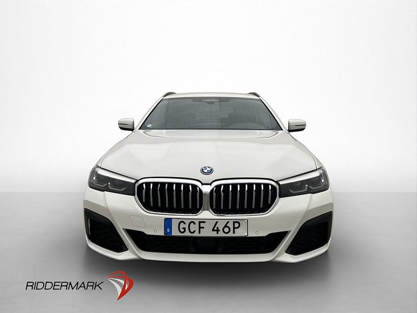 Bild 2 av BMW 530e xDrive Touring 292hk M Sport Ambient MOMS Skinn Kamera Drag