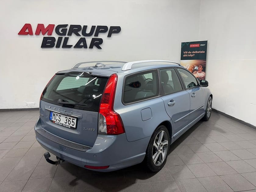 Bild 4 av Volvo V50 D2 Momentum Euro 5 Kamrem bytt!