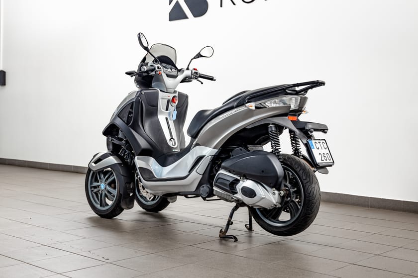 Bild 3 av Piaggio MP3 300 CVT