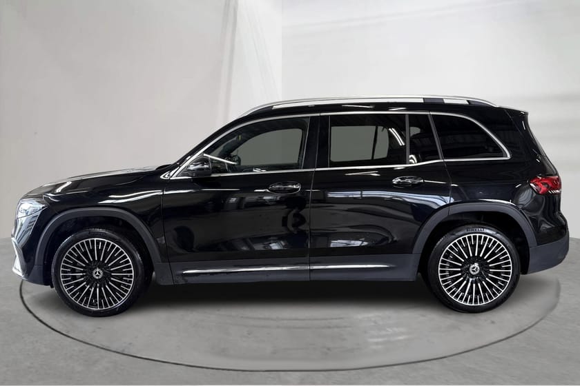 Bild 2 av Mercedes-Benz EQB 300 4MATIC (228hk) AMG Line Burmester Panorama