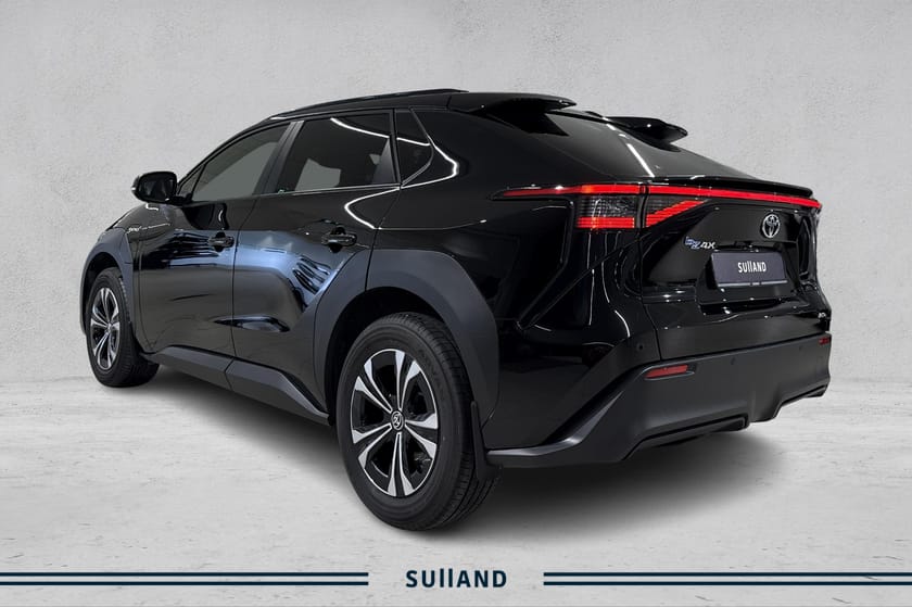 Bilde 3 av Toyota bZ4X AWD-i Active Tech - LED - Adaptiv cruise - Kamera +++
