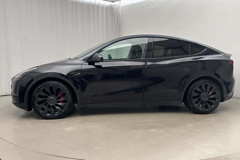 Bild 2 av Tesla Model Y Performance