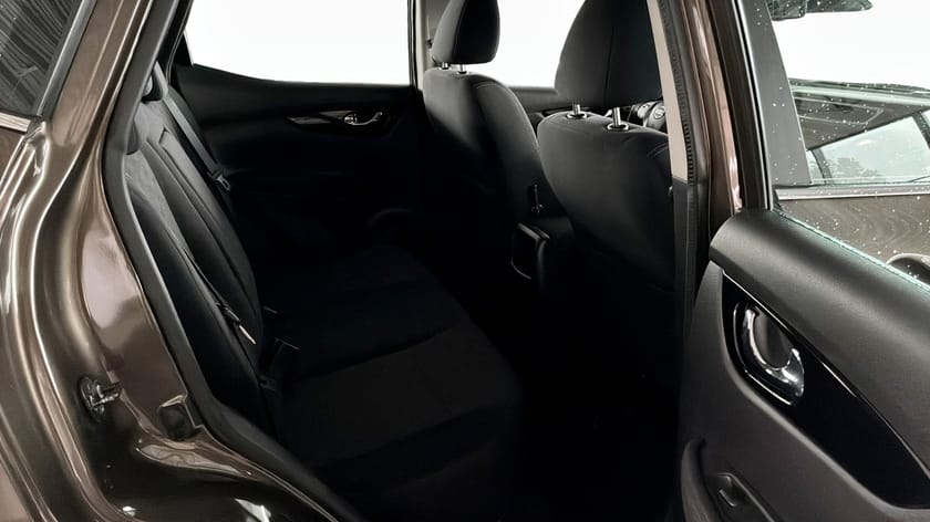 Bild 5 av Nissan Qashqai DIG-T 115 ACENTA XTRONIC SAFETY PACK CONN