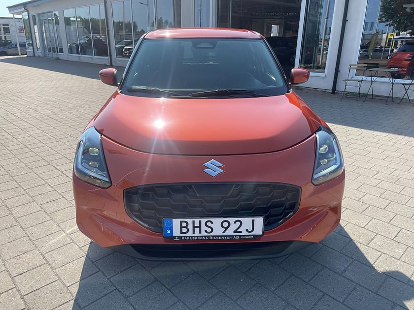 Bild 3 av Suzuki Swift Hybrid CVT 83 hk SELECT