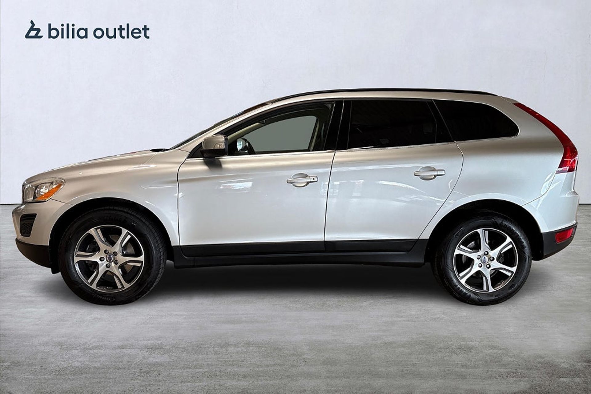 Volvo XC60 D4 AWD Momentum 2013, bild 6/10
