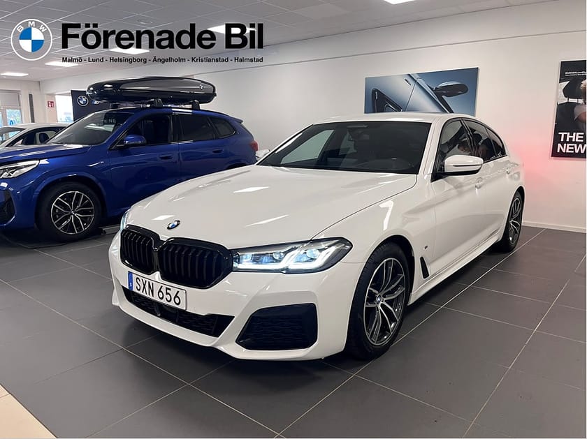 Bild 1 av BMW 520d Sedan M-Sport HUD H/K Adaptiv farth*
