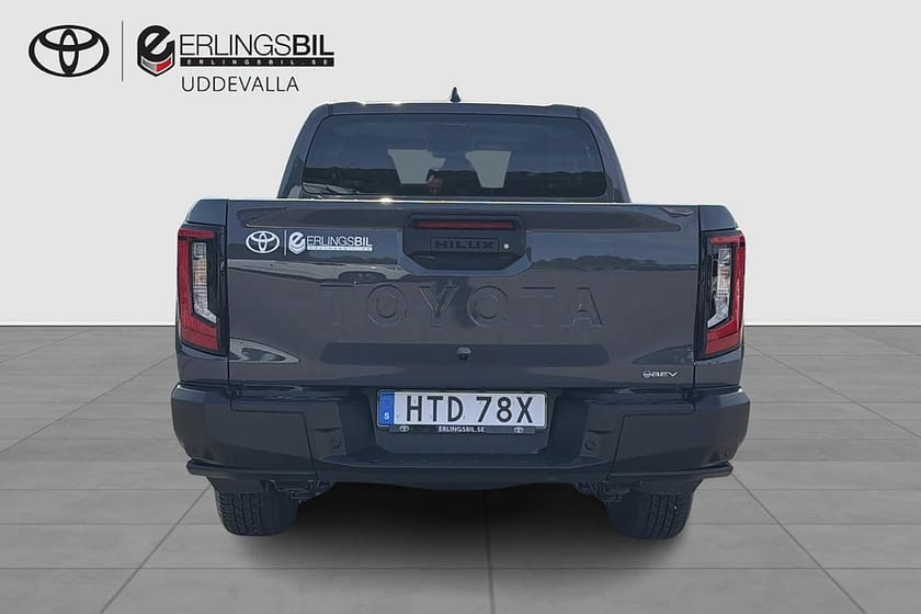 Bild 4 av Toyota Hilux BEV LEGEND AWD // FINNS FÖR PROVKÖRNING