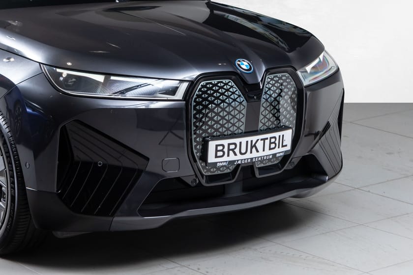 Bilde 2 av BMW iX xDrive40 Sportspakke-Luftfjæring-SoftClose-Harman/Kardon-Krok