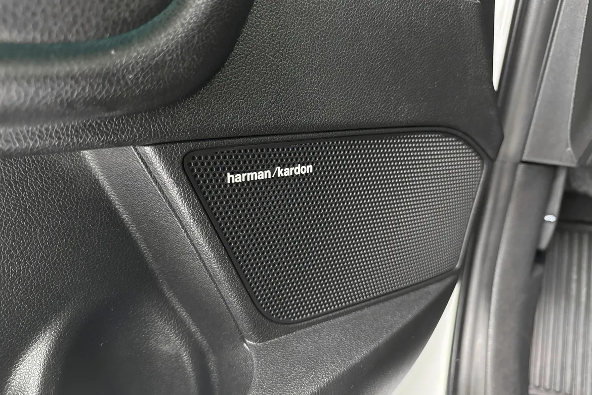 picture of a car