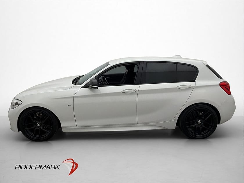 Bild 1 av BMW 118i Steptronic M Sport Skinnklädsel Shadowline 136hk