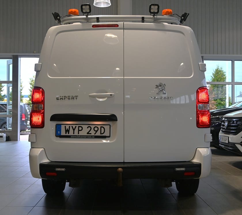 Bild 4 av Peugeot Expert Utökad Last 2.0 BlueHDi 180hk CrewCab L3 PRO+ 6-sits