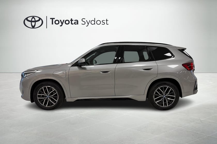 Bild 3 av BMW X1 xDrive25e