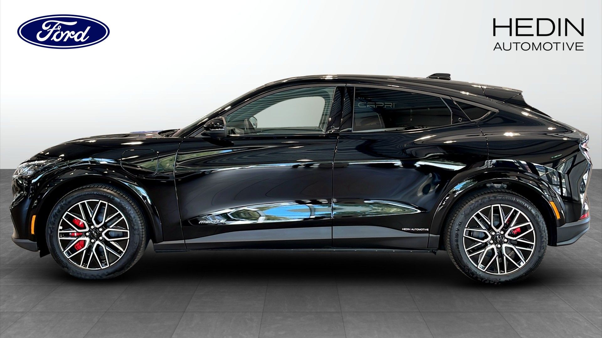 Ford Mustang Mach-E 2025, photo 6/10