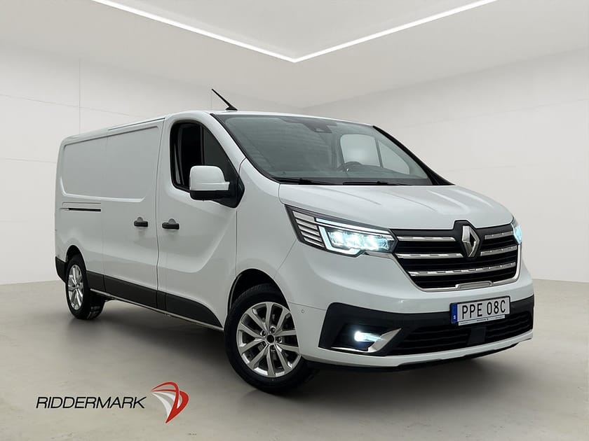 Bild 1 av Renault Trafic Skåpbil L2 Värmare Dragkrok LED B-Kamera CARPLAY Moms
