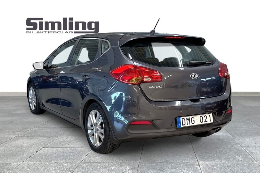 Bild 2 av Kia cee'd 1.6 GDI Automat EX Comfort / Vinterhjul