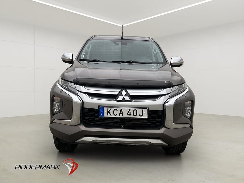 Bild 5 av Mitsubishi L200 Dubbelhytt Premium 2.2 4WD Skinn Drag Diff Kåpa Moms