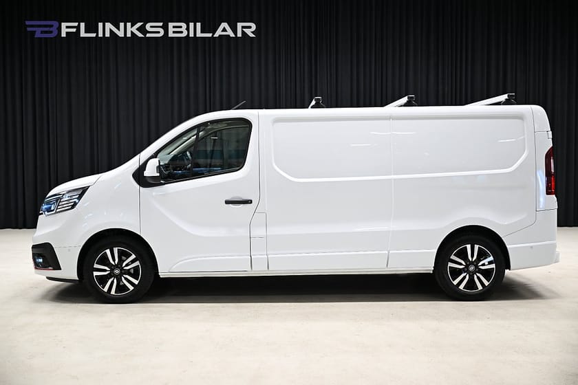 Bild 3 av Renault Trafic Skåpbil dCi 170HK L2 Automat|RacingSpirit|Inredd|Leasbar|SeUtr!