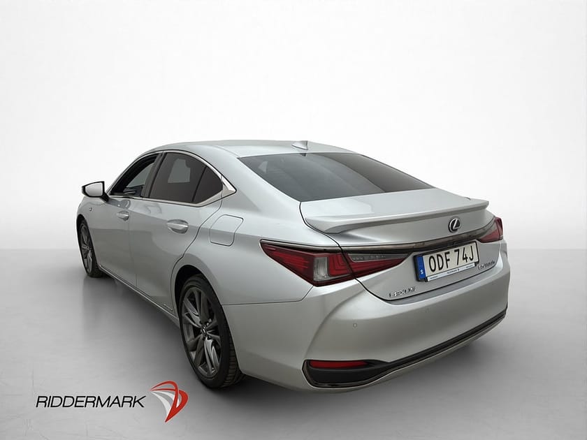 Bild 5 av Lexus ES 300h F Sport M&K-Värmare Taklucka Kamera Skinn Navi