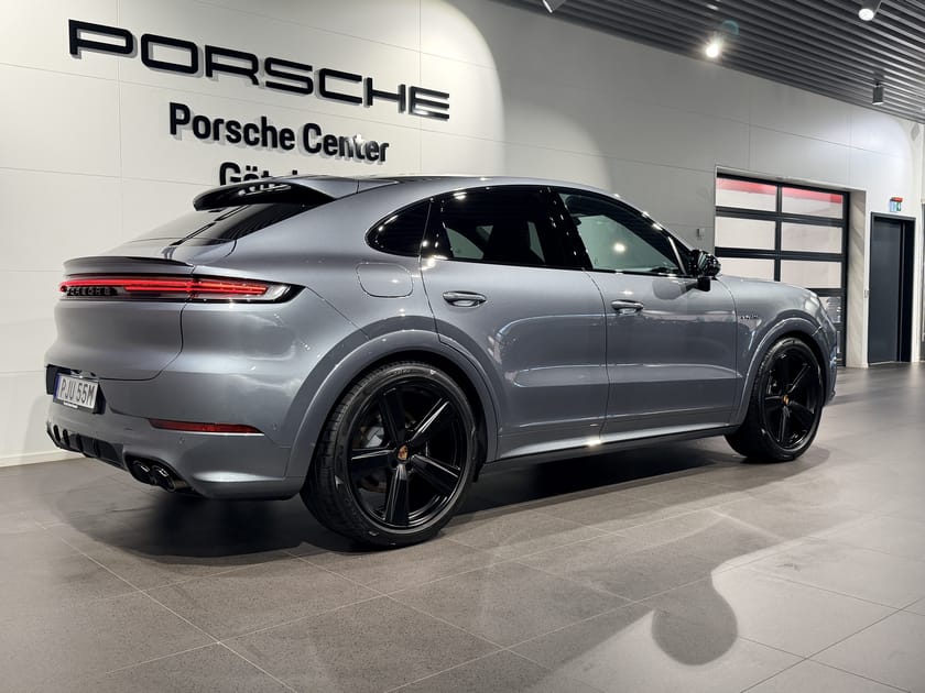 Bild 4 av Porsche Cayenne E-Hybrid Coupé 